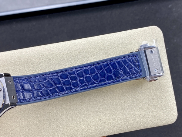 ウブロコピー時計角部分ディテール